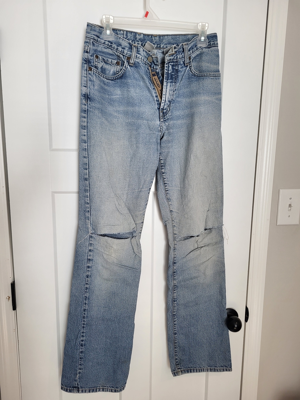 Lucky Brand Classic Womens Distressed Straight-Leg Sz 10 Knees Cut